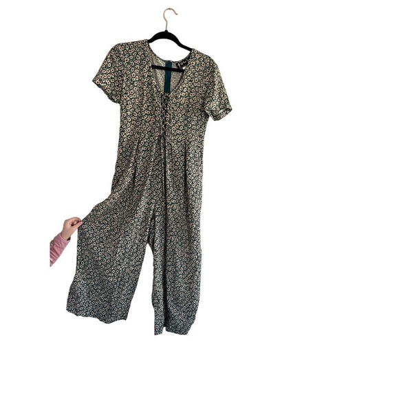 American Vintage Pants - Vintage All That Jazz 90s Floral Romper Lace up Bodice Size Small